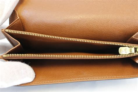 how long do louis vuitton wallets last|FAQ .